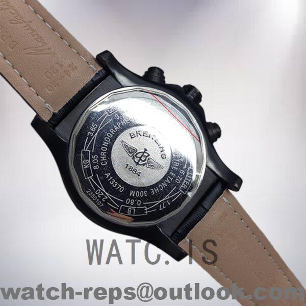 Breitling Avenger M13370 46mm Men's Leather Strap Watch - Image 3