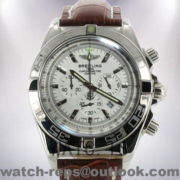 Breitling Chronomat 44 43mm Men's ChronomatW002 White Dial Silver-tone Watch