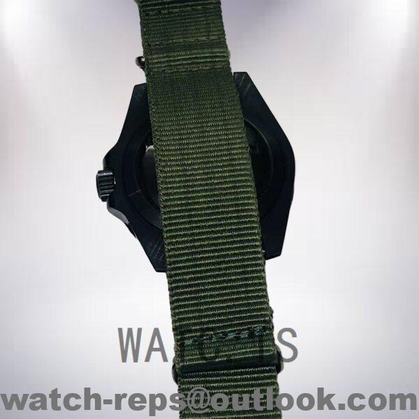 Rolex Submariner Stealth Men's 40mm Automatic Watch - Image 4