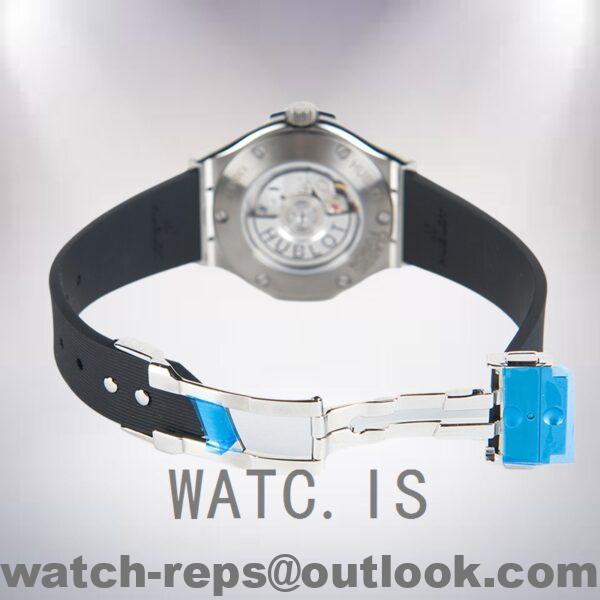 Hublot Classic Fusion 582.NX.1170.RX Ladies 33mm Black Dial Watch - Image 4