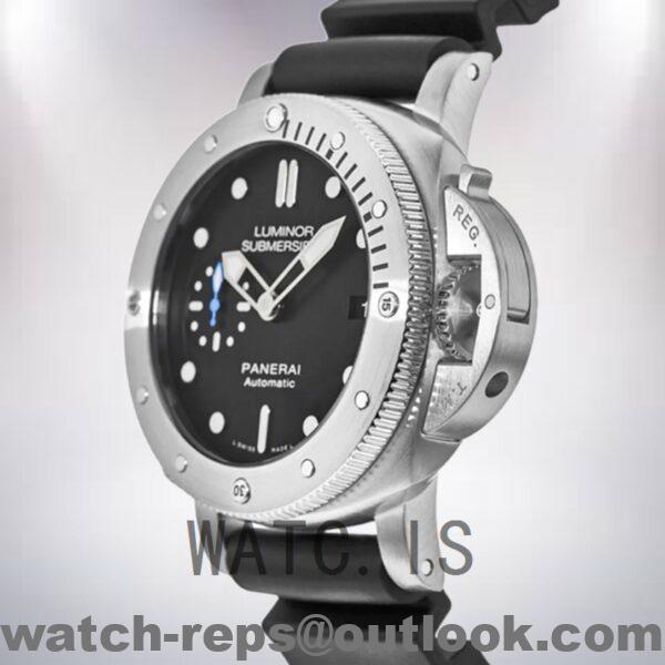 Panerai Luminor Submersible PAM00682 Men's 47mm Rubber Band Watch - Image 3
